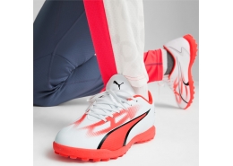 Puma Ultra Play Erkek Beyaz Halı Saha Ayakkabısı (107528-01)
