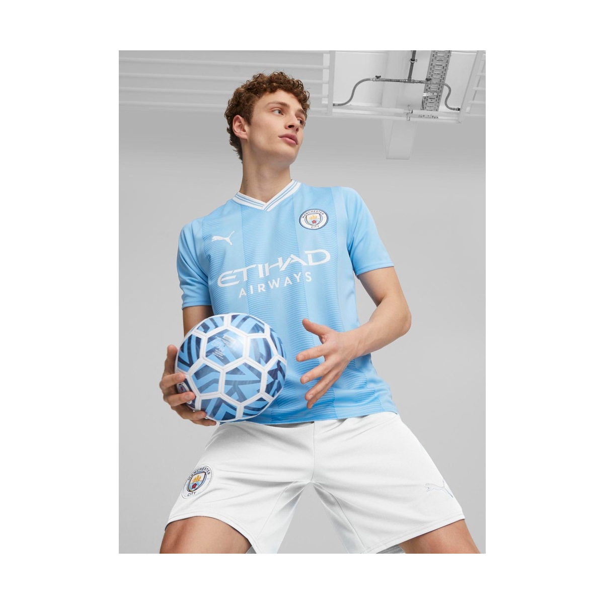 Puma Manchester City 23/24 Erkek Futbol Forması (770438-01)