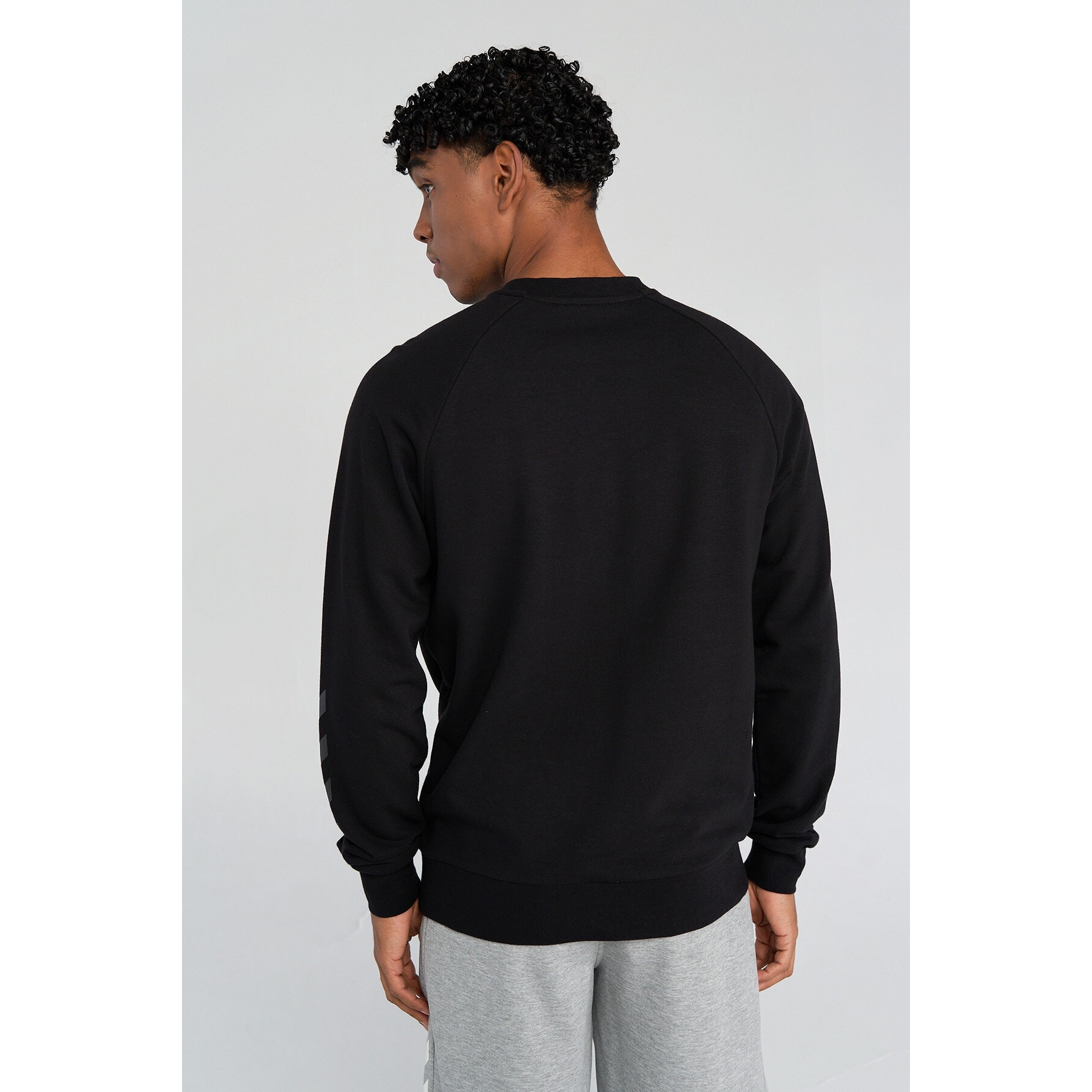 Hummel 2.0 Siyah Sweatshirt (921455-2001)