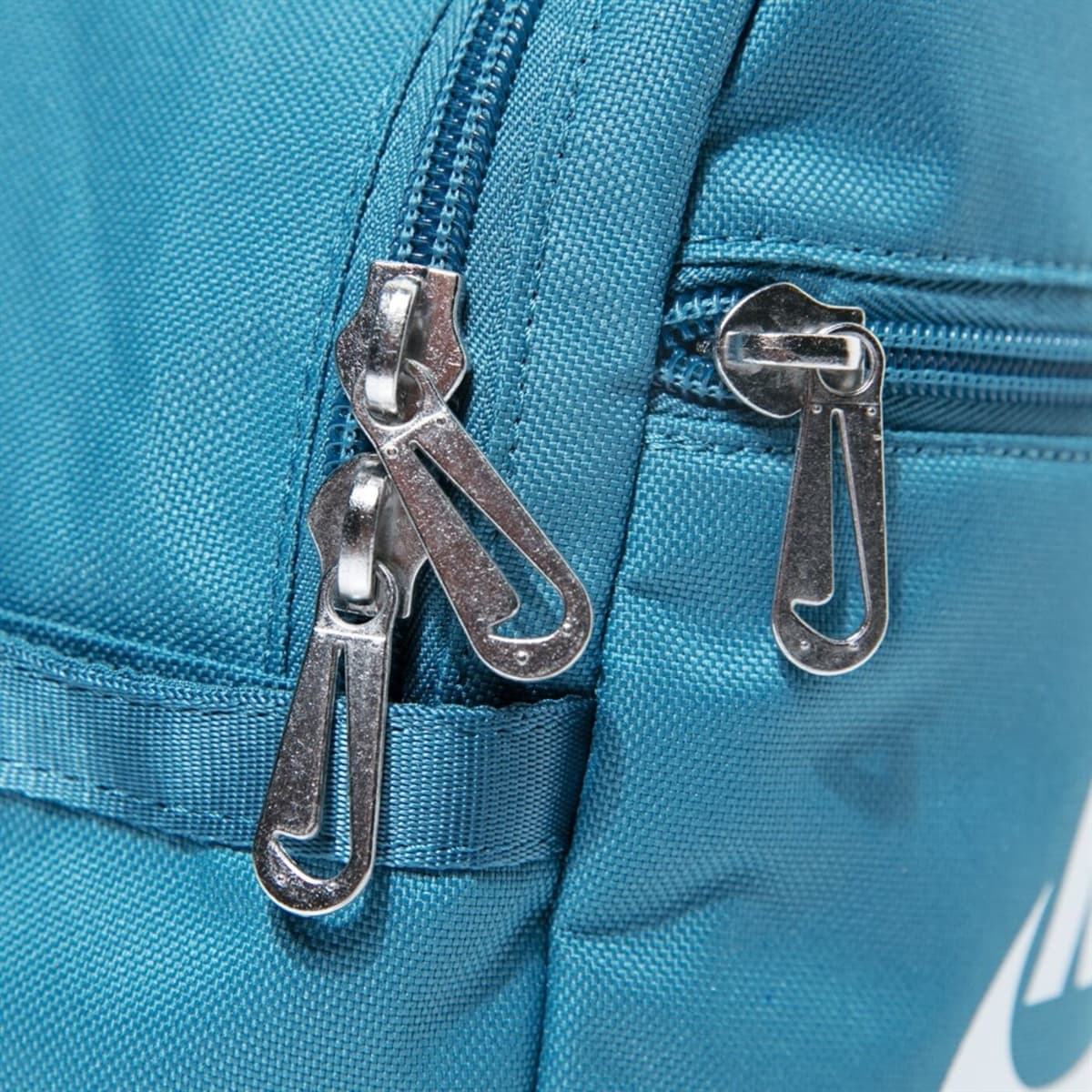 Nike Sportswear Futura 365 Mavi Mini Sırt Çantası (CW9301-415)