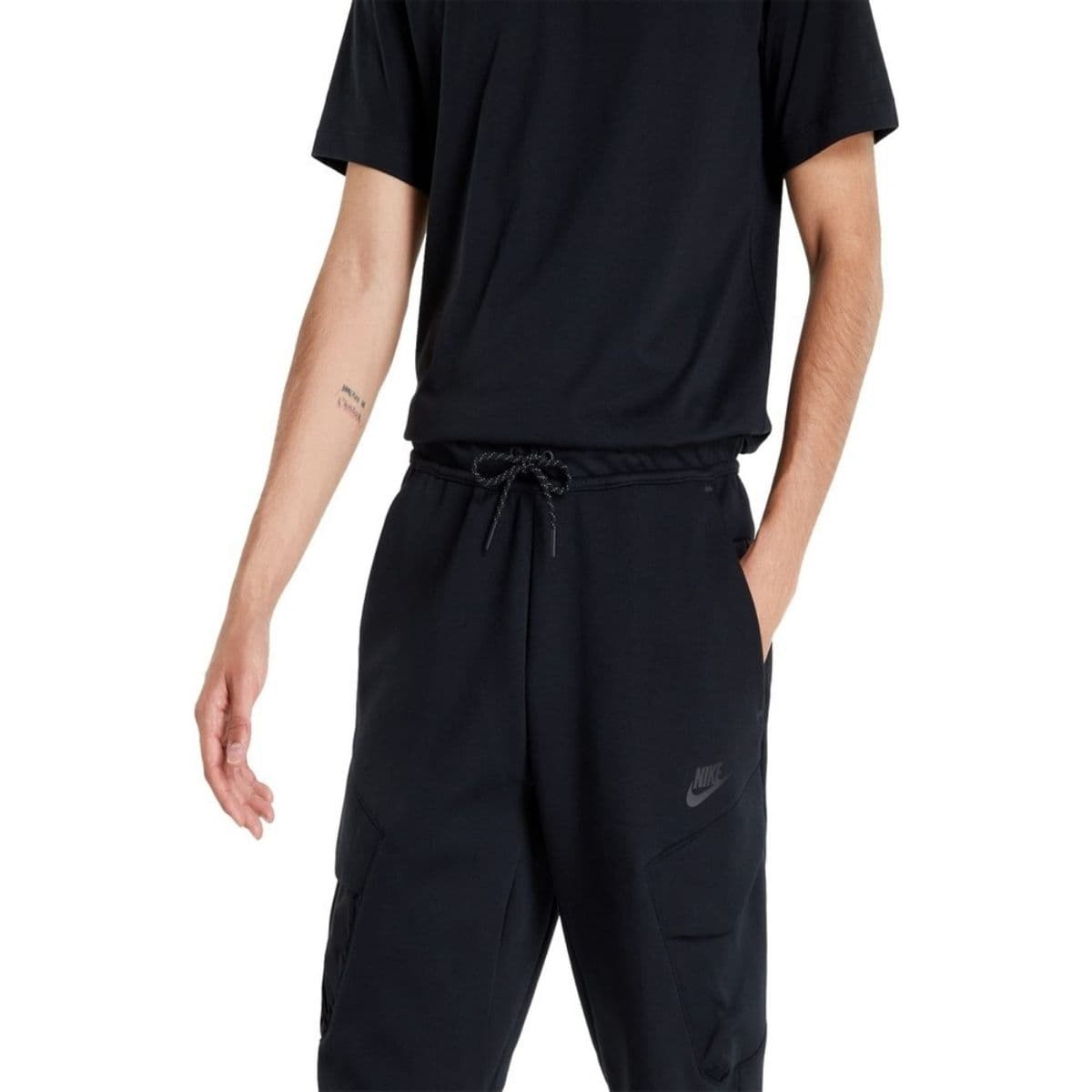 Nike Sportswear Tech Fleece Utility Siyah Eşofman Altı (DM6453-010)