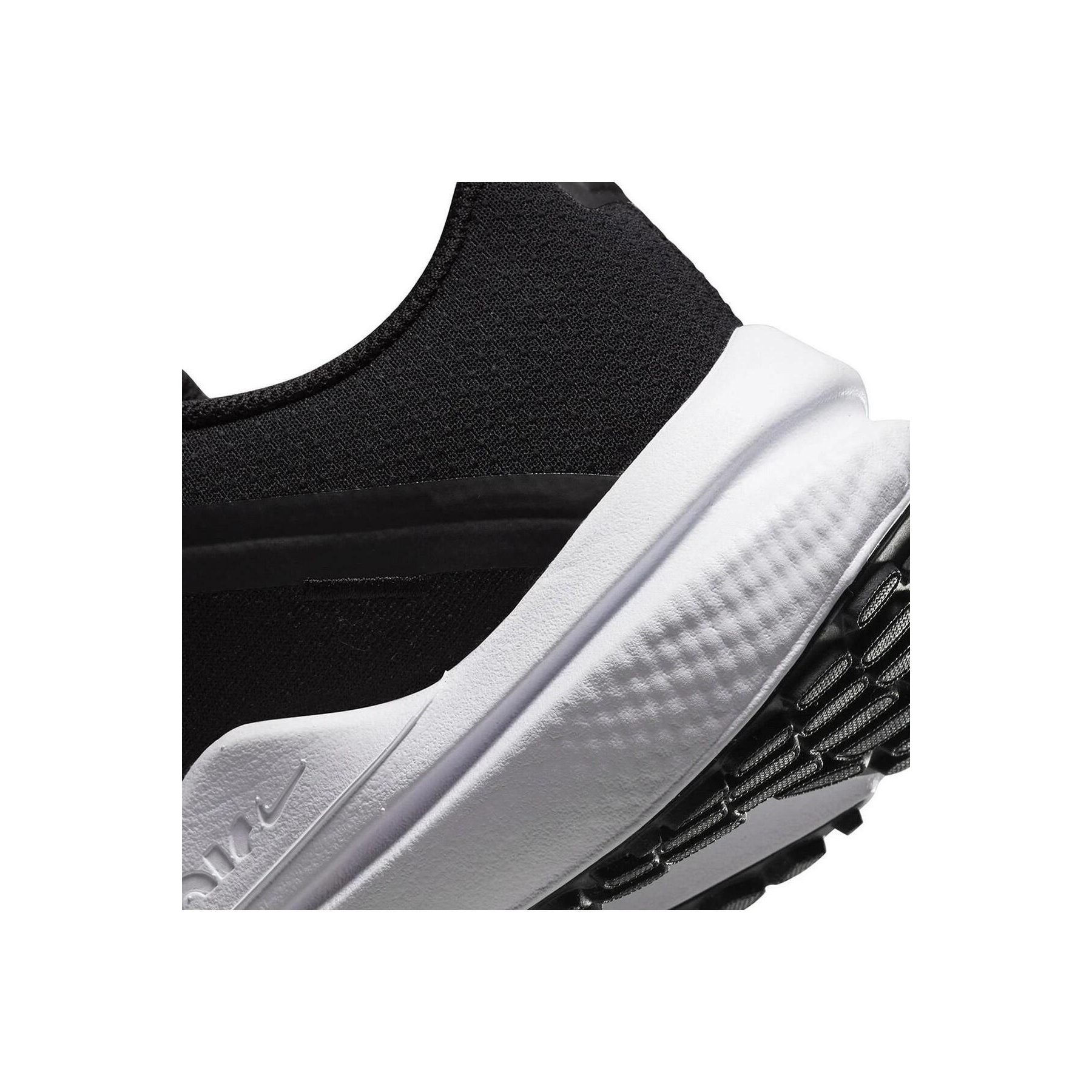 Nike Winflo 10 Siyah Koşu Ayakkabısı (DV4023-003)
