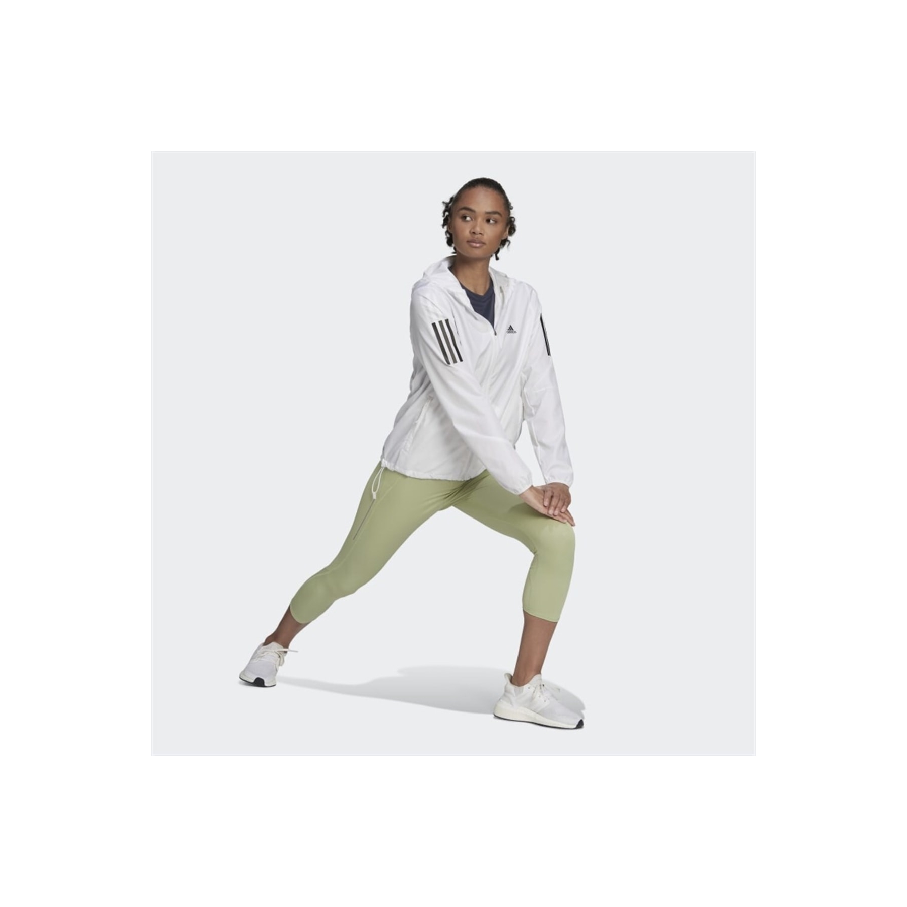 adidas Own the Run Hooded Running Kadın Beyaz Rüzgarlık (HB9369)