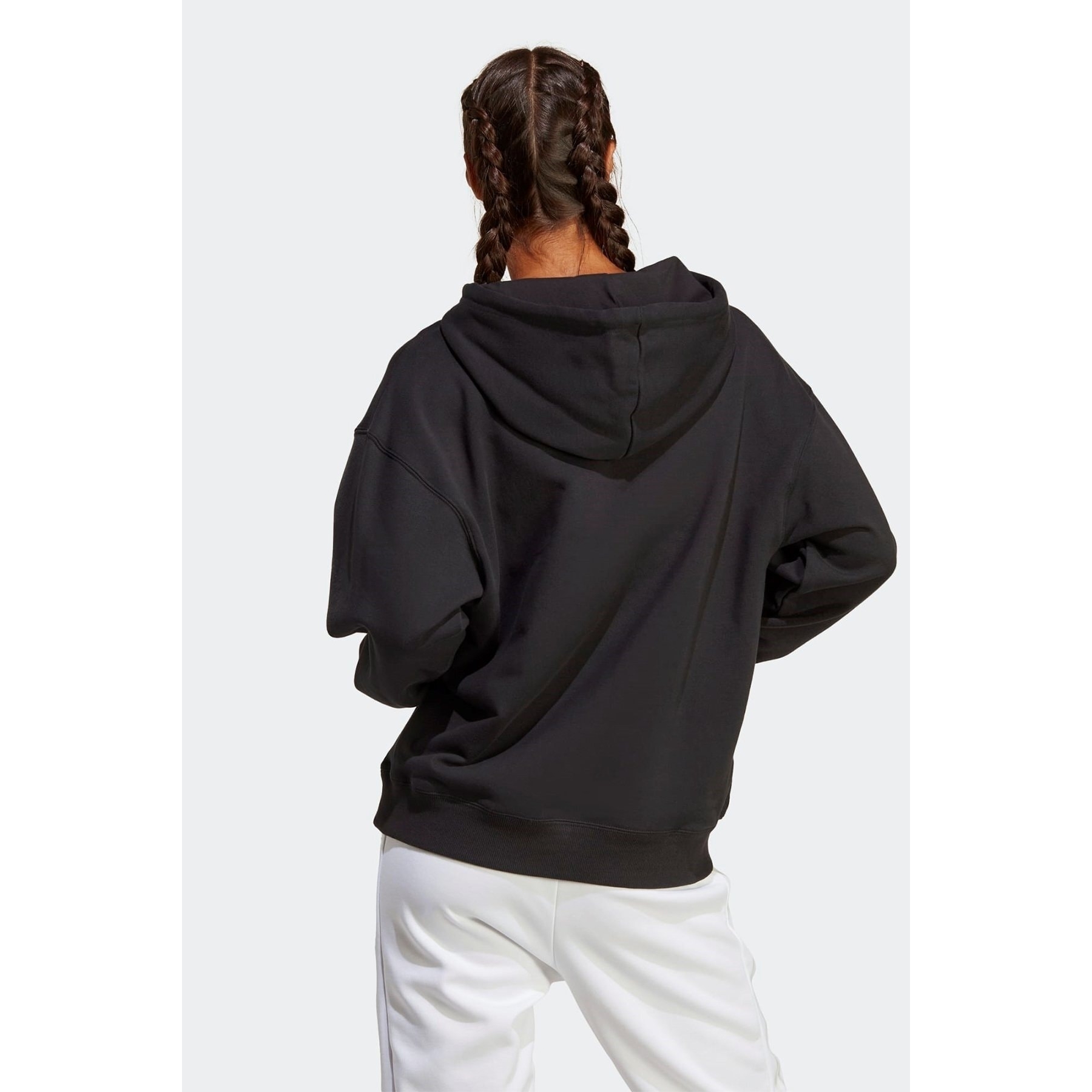 adidas Kadın Siyah Sweatshirt (HR4934)