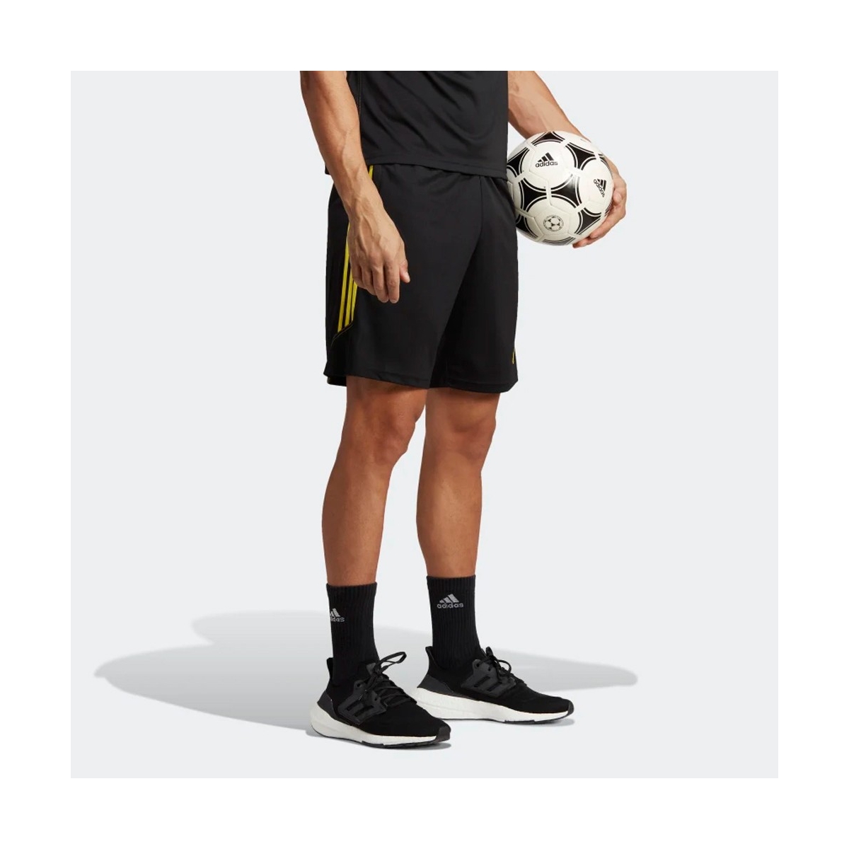 adidas Tiro 23 Erkek Siyah Şort (IC1597)